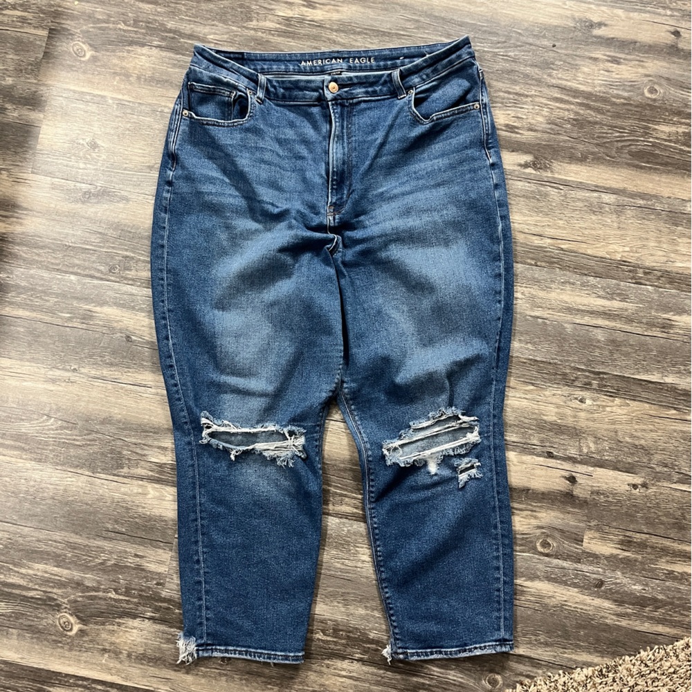 America Eagle Curvy MOM Jeans Sz 18 Short